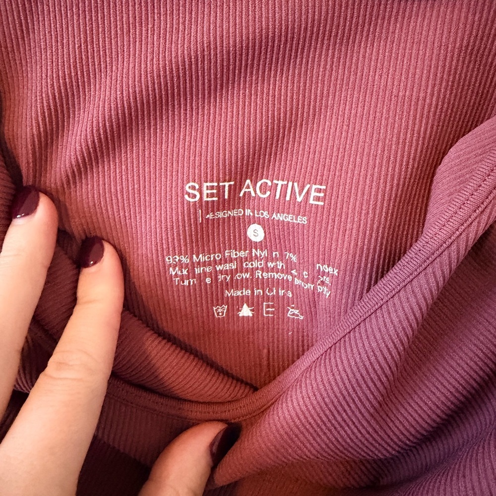 SET Active Bra - Picture 4 of 4